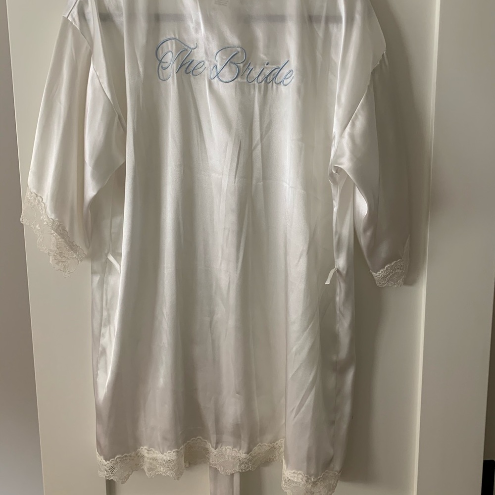 In Bloom Bridal Robe